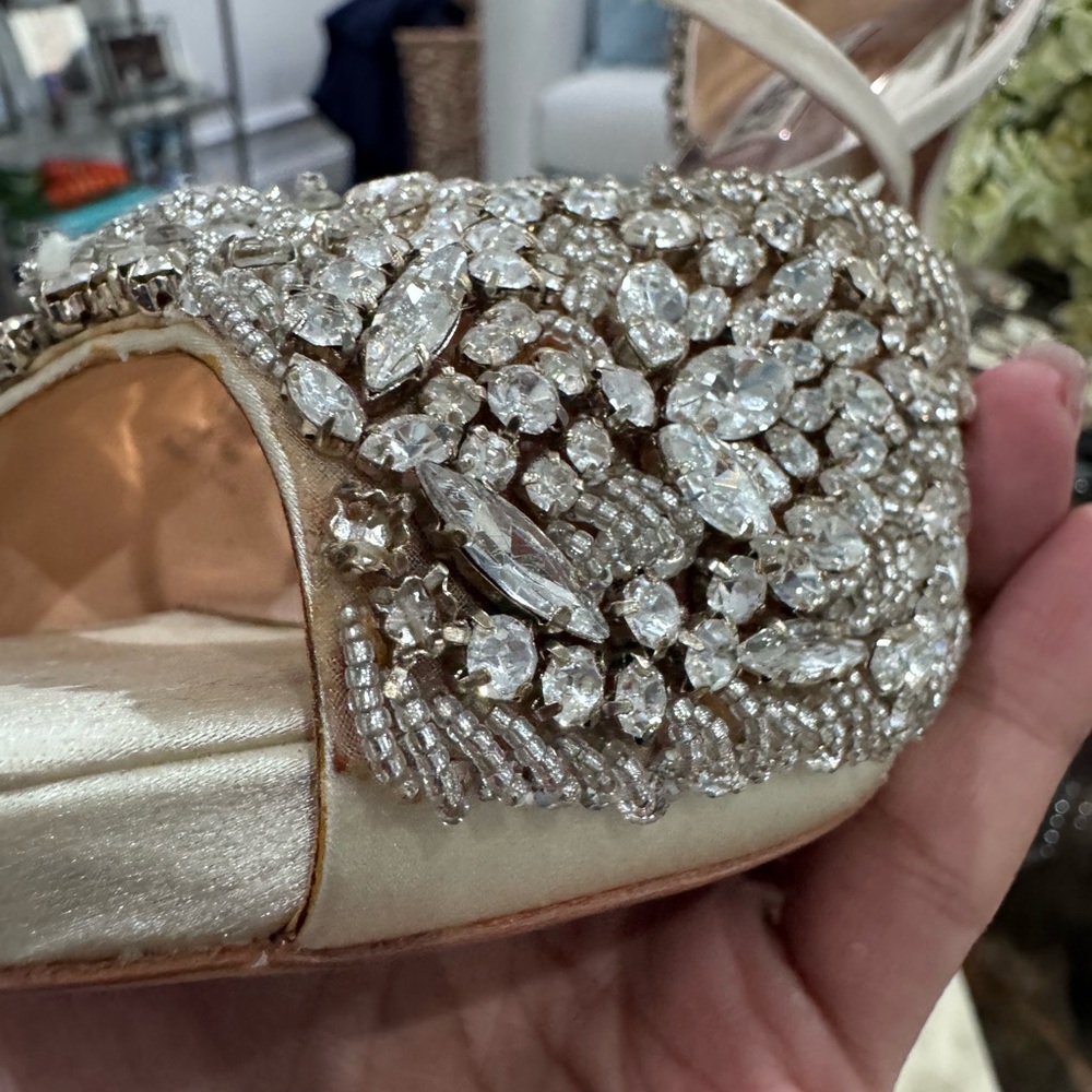 Badgley Mischka Crystal-Embellished Ivory Satin Peep-Toe Heels - Picture 8 of 8